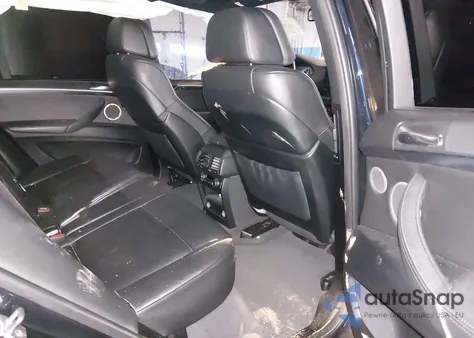 2013 BMW X5 M z USA, uszkodzony, nr VIN 5YMGY0C52DLL15716